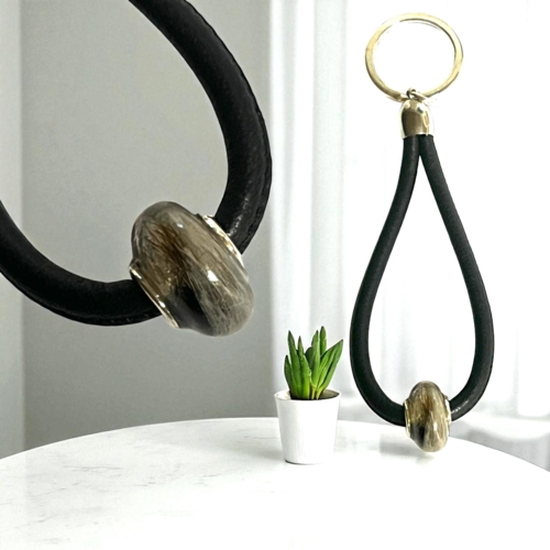 Kærligheds nøglering med perle