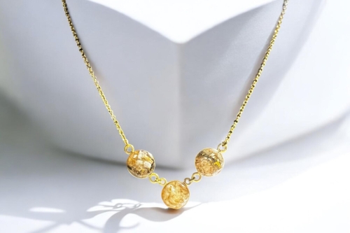 Halskæde med 3 minder