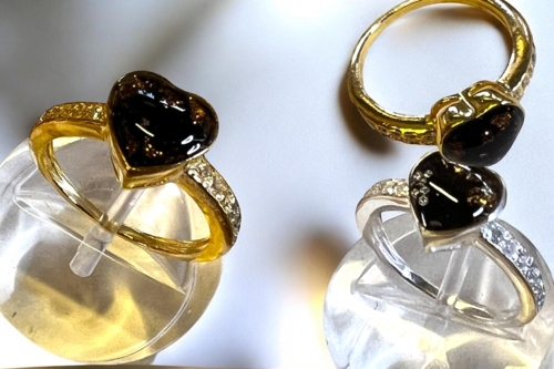 Kærlighedsring m/hjerte og zirkonia- forgyldt sølv