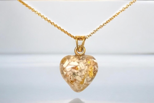 Kærligheds smykke hjerte , med aske-forgyldt