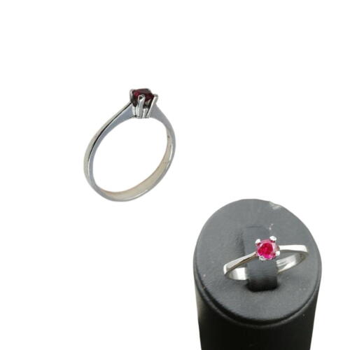 Princess ring with red zirconia