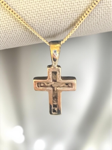 Cross with Ash or Fur