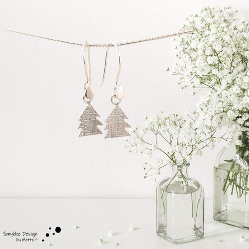 Earrings with Christmas trees